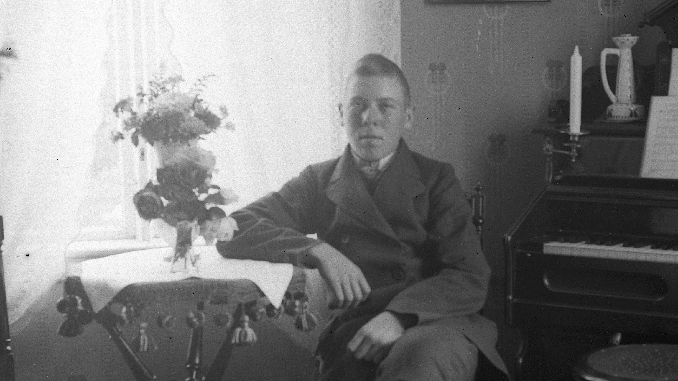 Sven Johanson, senare Bremsjö. Identifikationsnummer 1M16-A145306:292. Västergötlands museum.
Information och bild hämtad från digitaltmuseum.se